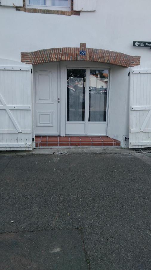 Au Cœur De *